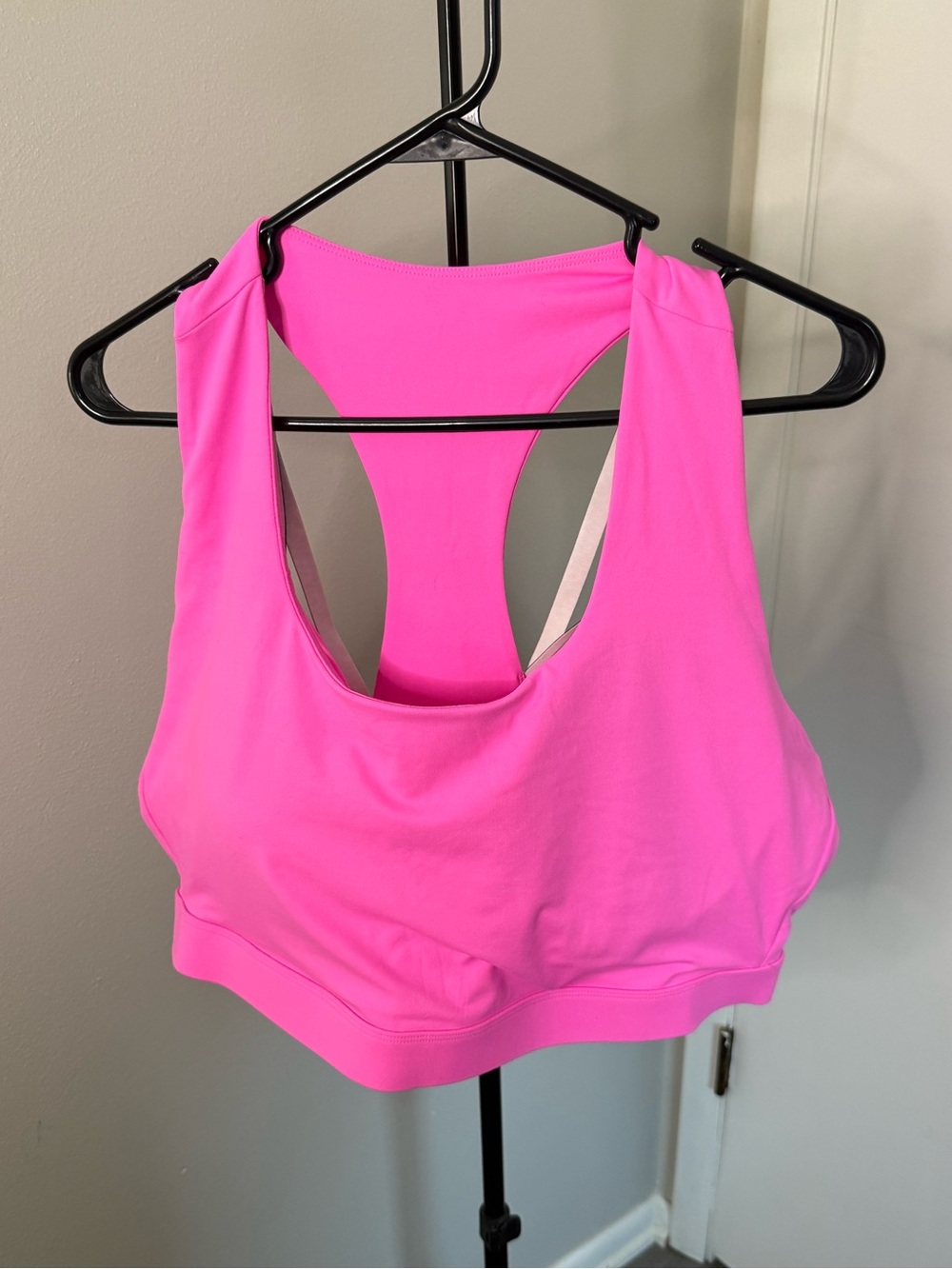 Fabletics Boost Medium Impact Sports Bra